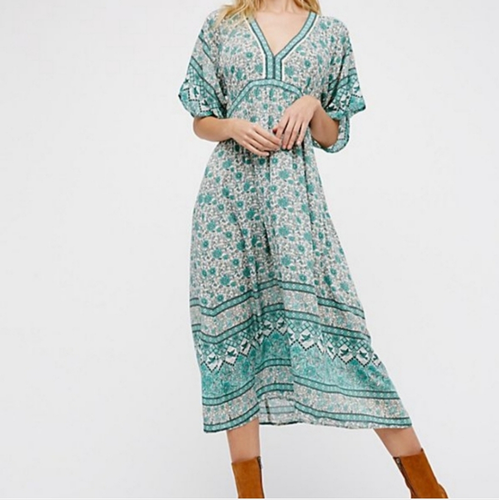 Spell Kombi Sage Midi Dress S